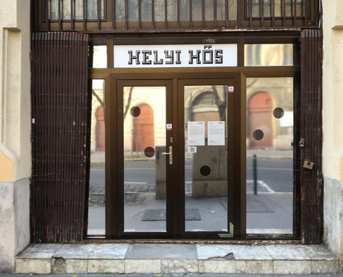 Budapest Windows: Local Hero - Helyi Hős (Foto: © Martin Frey) Budapest Windows: Local Hero - Helyi Hős (Foto: © Martin Frey)