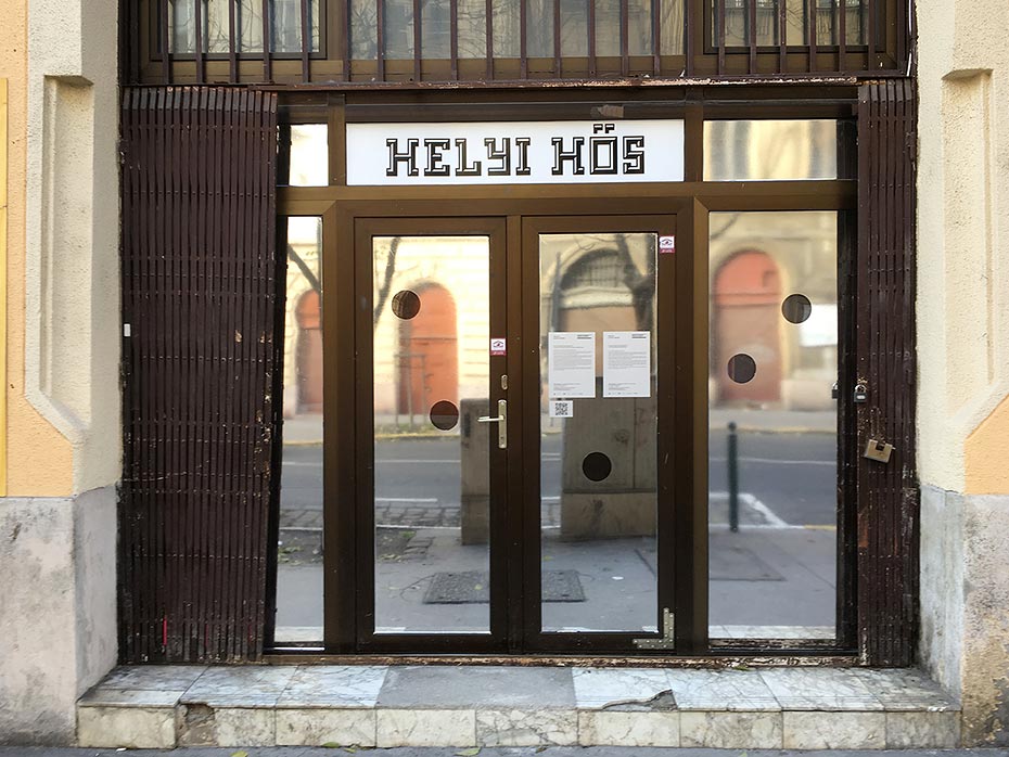 Budapest Windows: Local Hero - Helyi Hős (Foto: © Martin Frey) Budapest Windows: Local Hero - Helyi Hős (Foto: © Martin Frey)